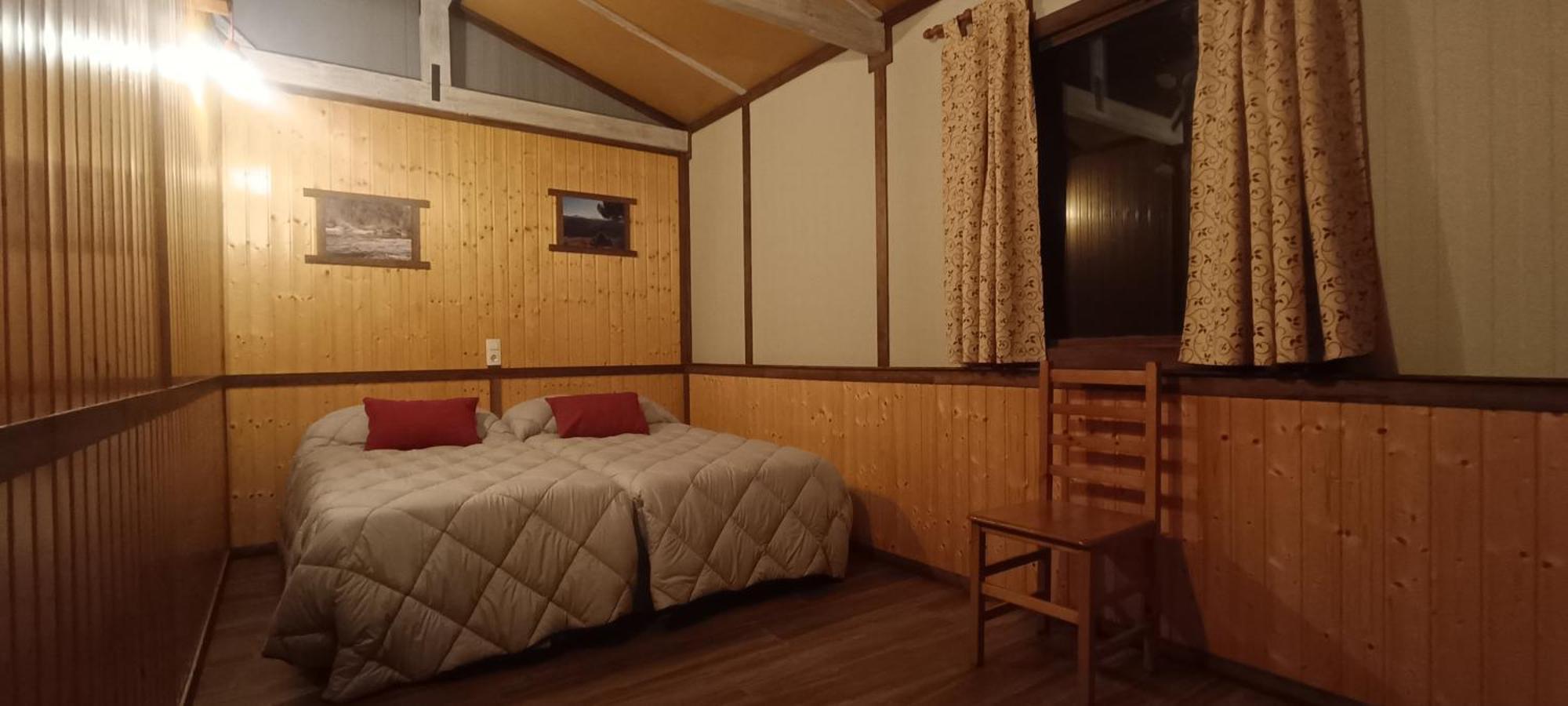 Casas Rurales Vado Del Rio Tus Кортихо-Прадос Экстерьер фото