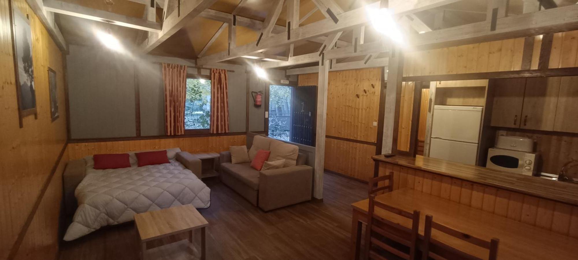 Casas Rurales Vado Del Rio Tus Кортихо-Прадос Экстерьер фото